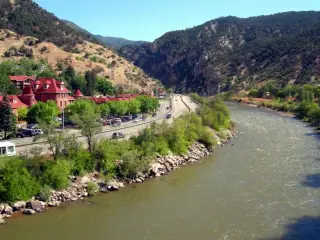 South Canyon Hot Springs, Colorado