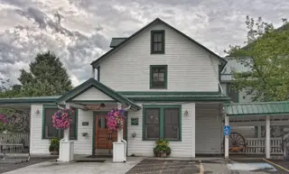 Chico Hot Springs Resort, Montana