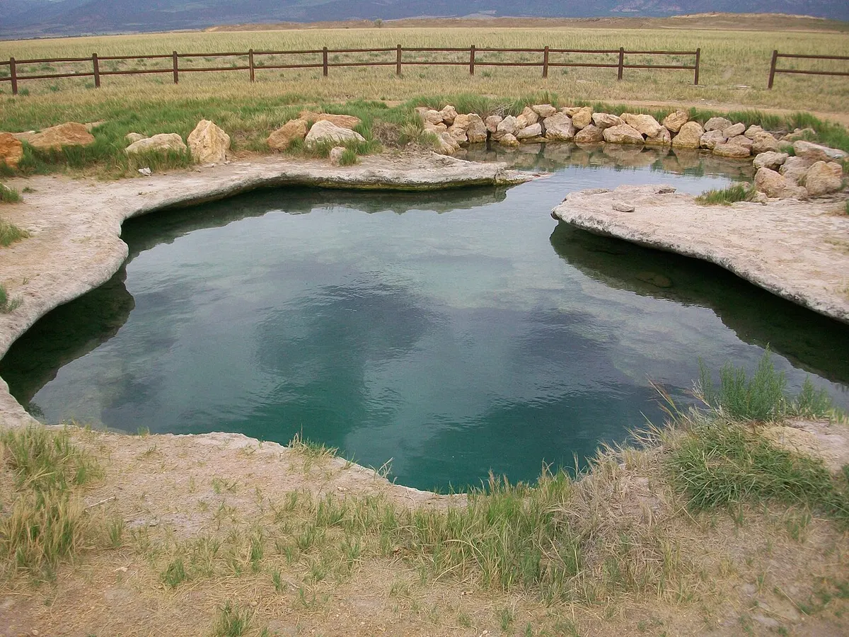 Meadow Hot Springs — natural hot spring near Meadow, Utah